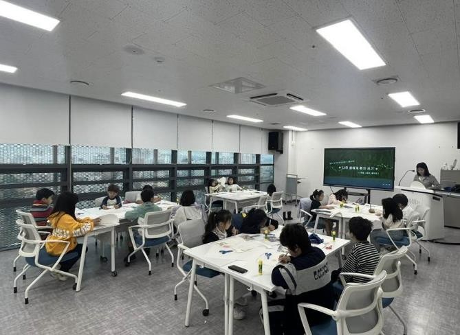 동두천시, 책과 상상으로 만든 나만의 섬, 양선 작가 체험 행사 성료