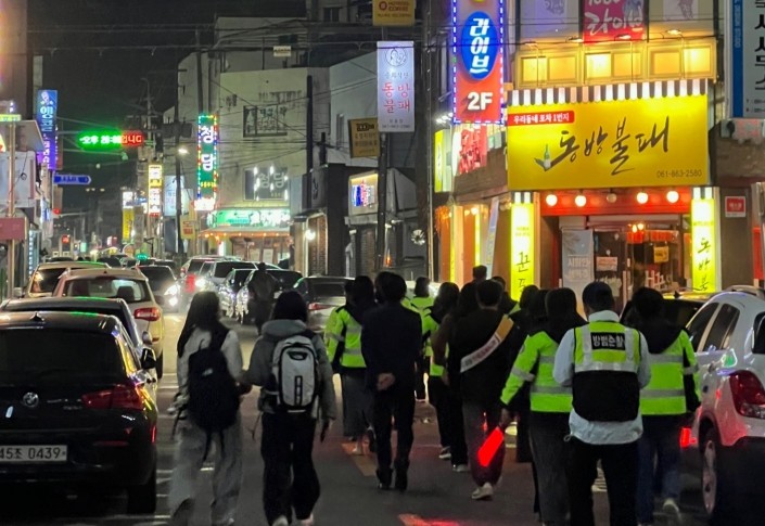장흥군, 수능 직후 청소년 유해환경 ...