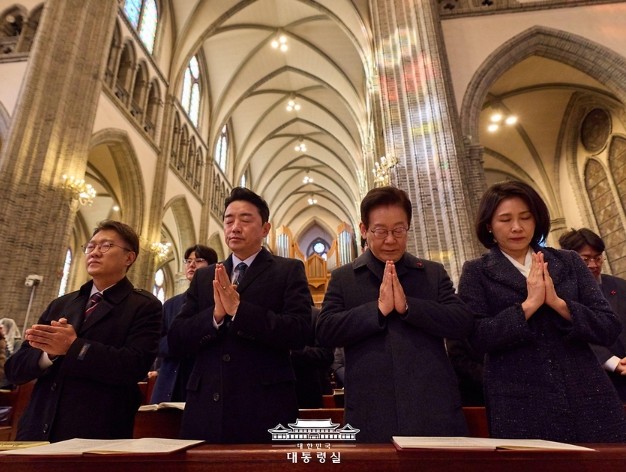 이재명 대통령과 김혜경 여사, 명동대...