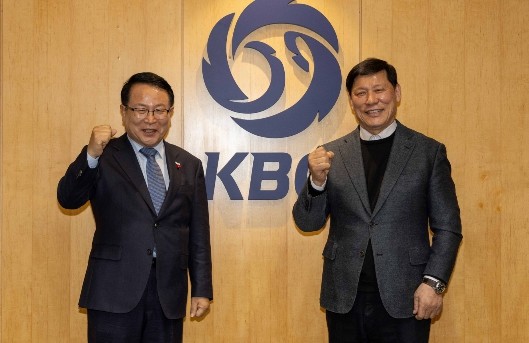 정헌율 익산시장 KBO 예방