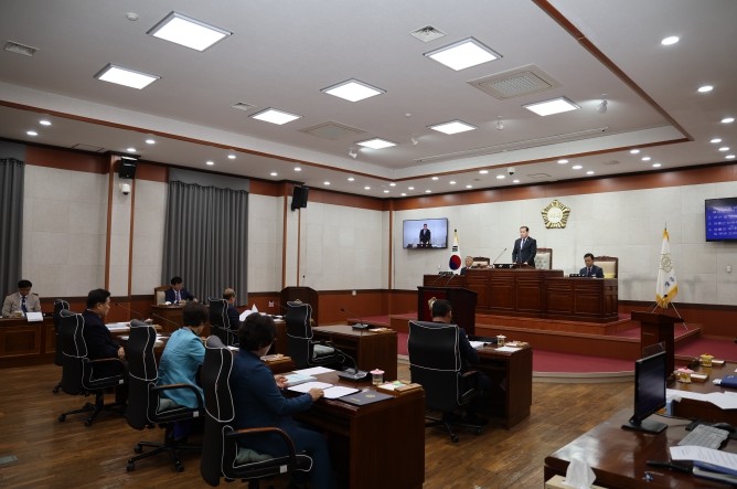 장흥군의회, 2026년 첫 임시회 개...