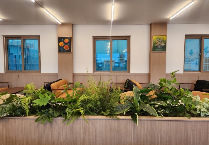 하동 어르신 드로잉 팀 ‘그리다’, 직접 그린 그림 11점 기증