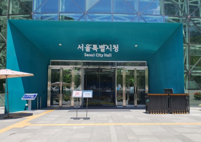 서울시 오세훈 시장, 3일 ‘2026 F/W 서울패션위크’ 오프닝 패션쇼 관람